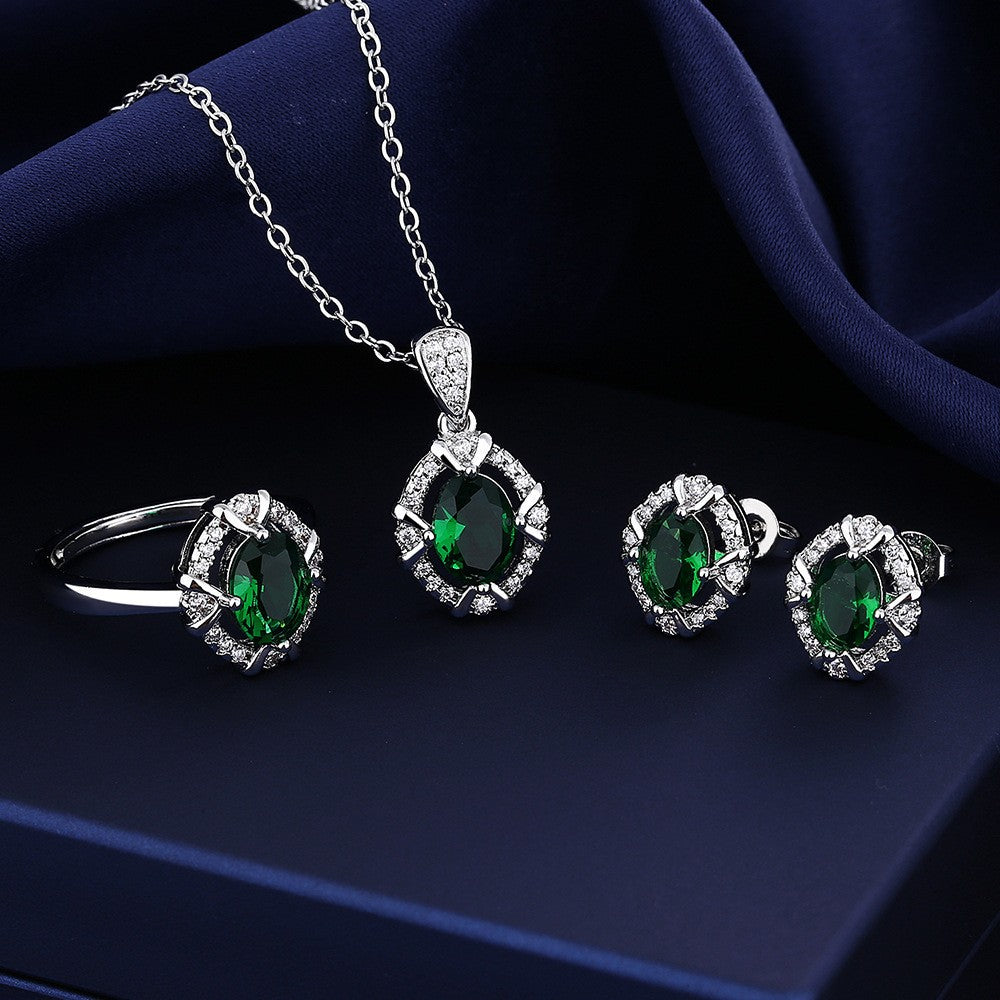 Conjunto de Aleación Bañado en Oro con Cristal Emporia® Verde y Cristal Emporia® Blanco ( Collar +Pendientes +Anillo +Colgante ) 1 