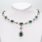 Conjunto de Aleación Bañado en Oro Blanco con Cristal Emporia® Verde y Cristal Emporia® Blanco ( Collar +Pendientes )