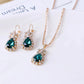 Conjunto de Aleación Bañado en Oro con Cristal Emporia® Verde ( Collar +Pendientes +Colgante )
